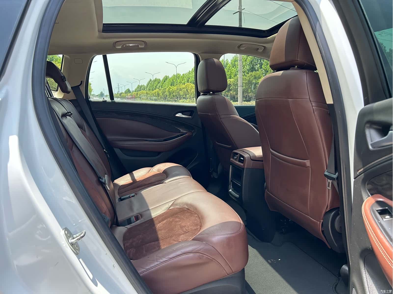 Buick Envision Plus, 2016 8