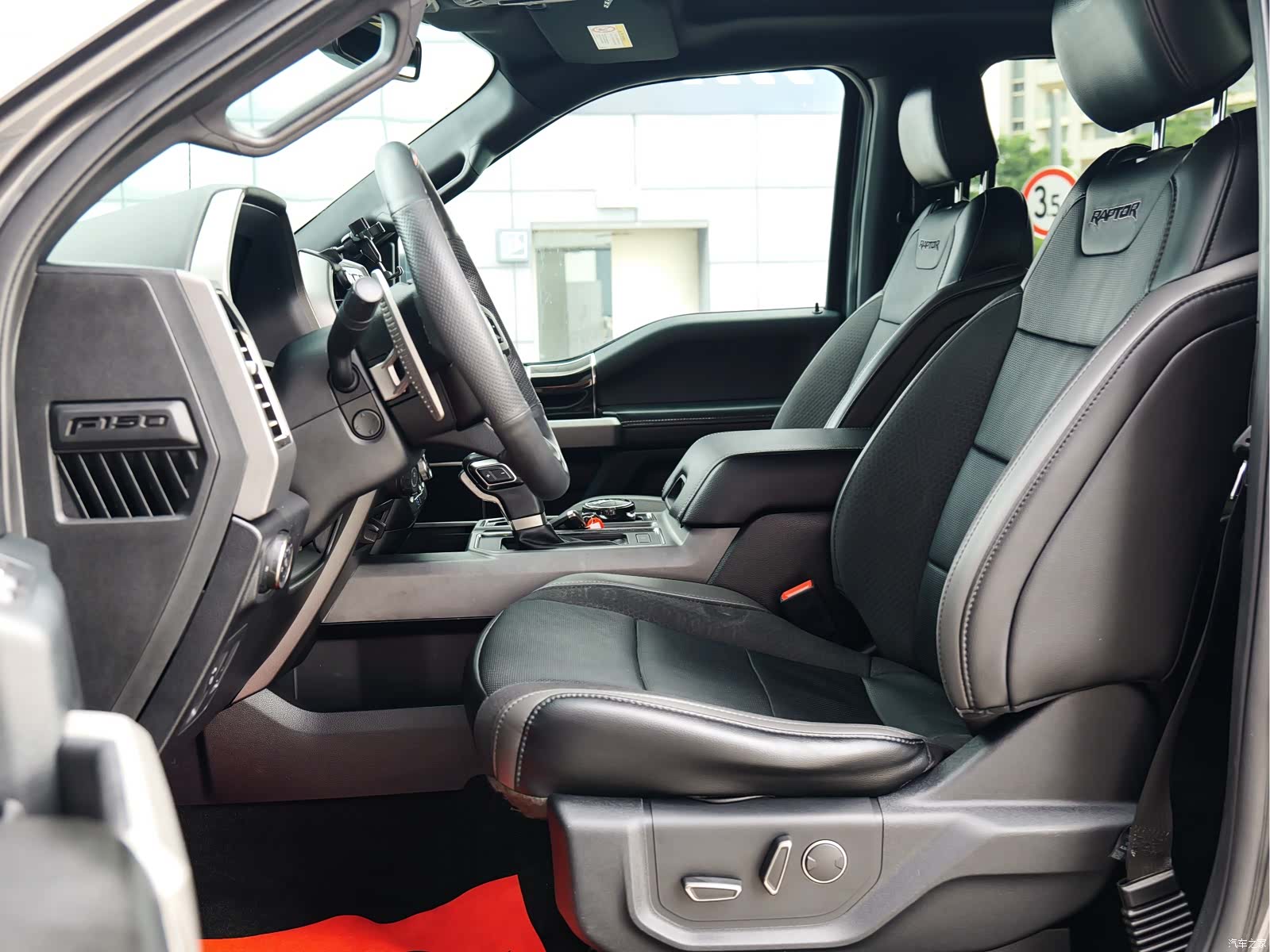 Ford F-150, 2019 9