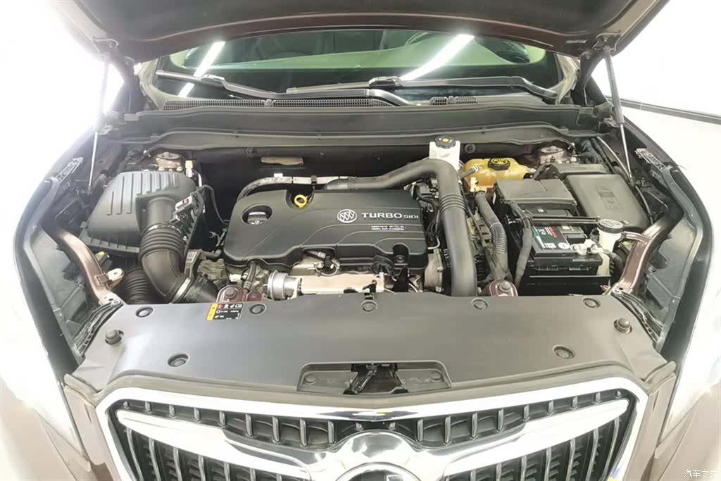 Buick Envision Plus, 2019 10