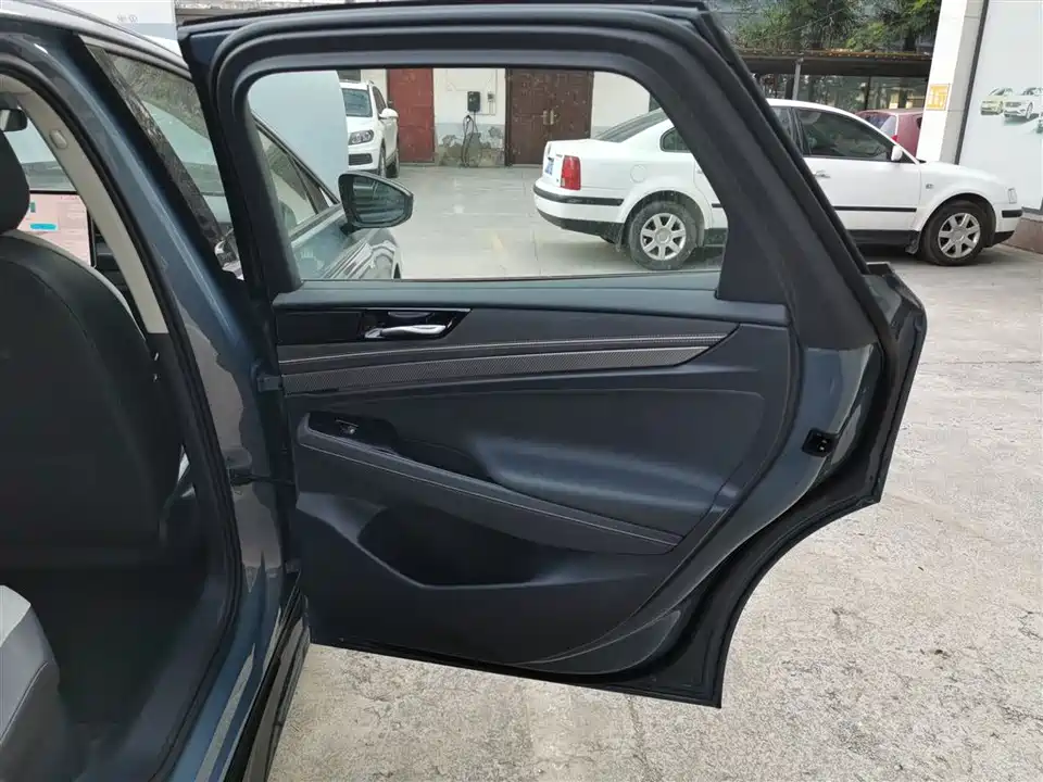 Volkswagen ID.7 VIZZION