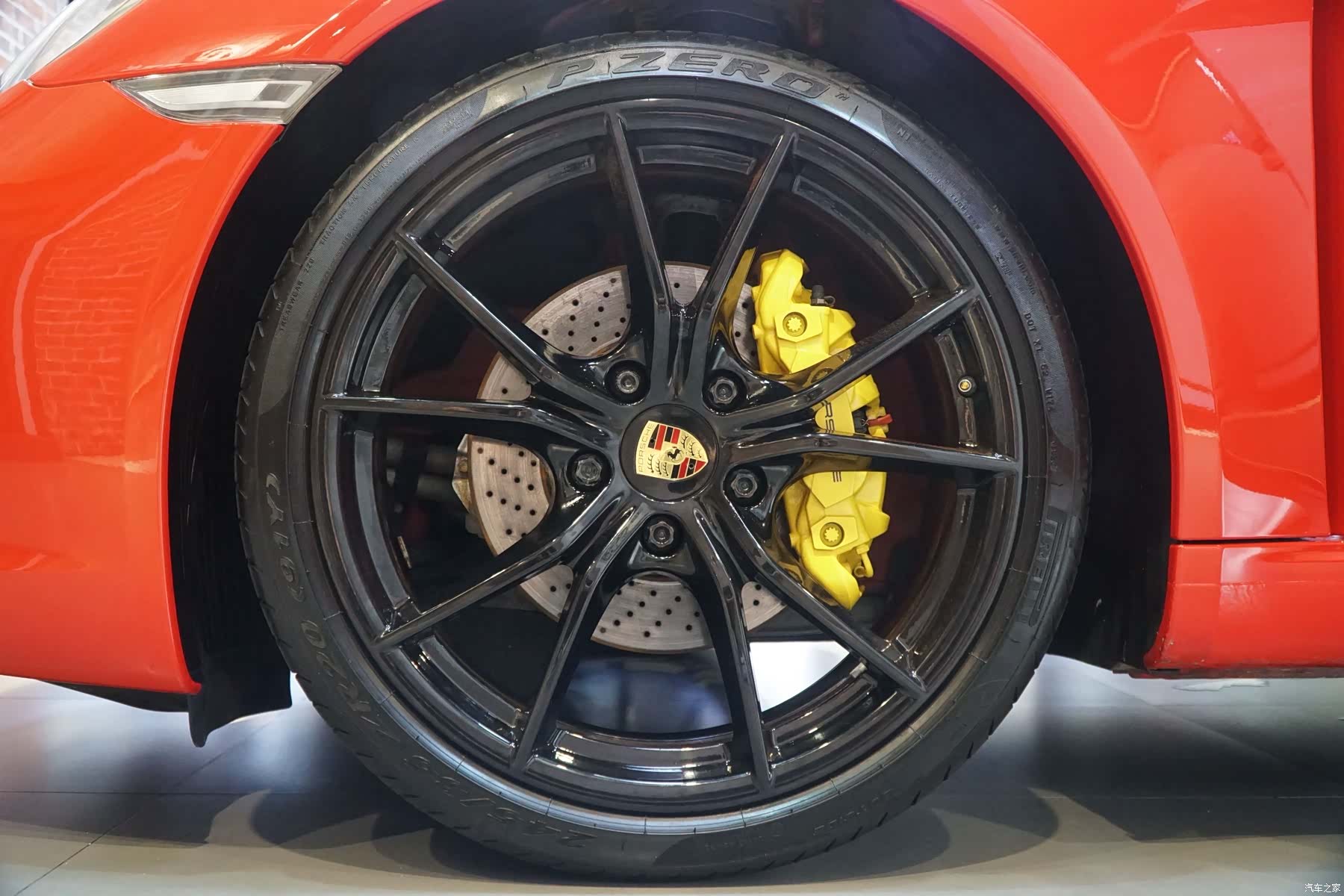 Porsche 911, 2019 18