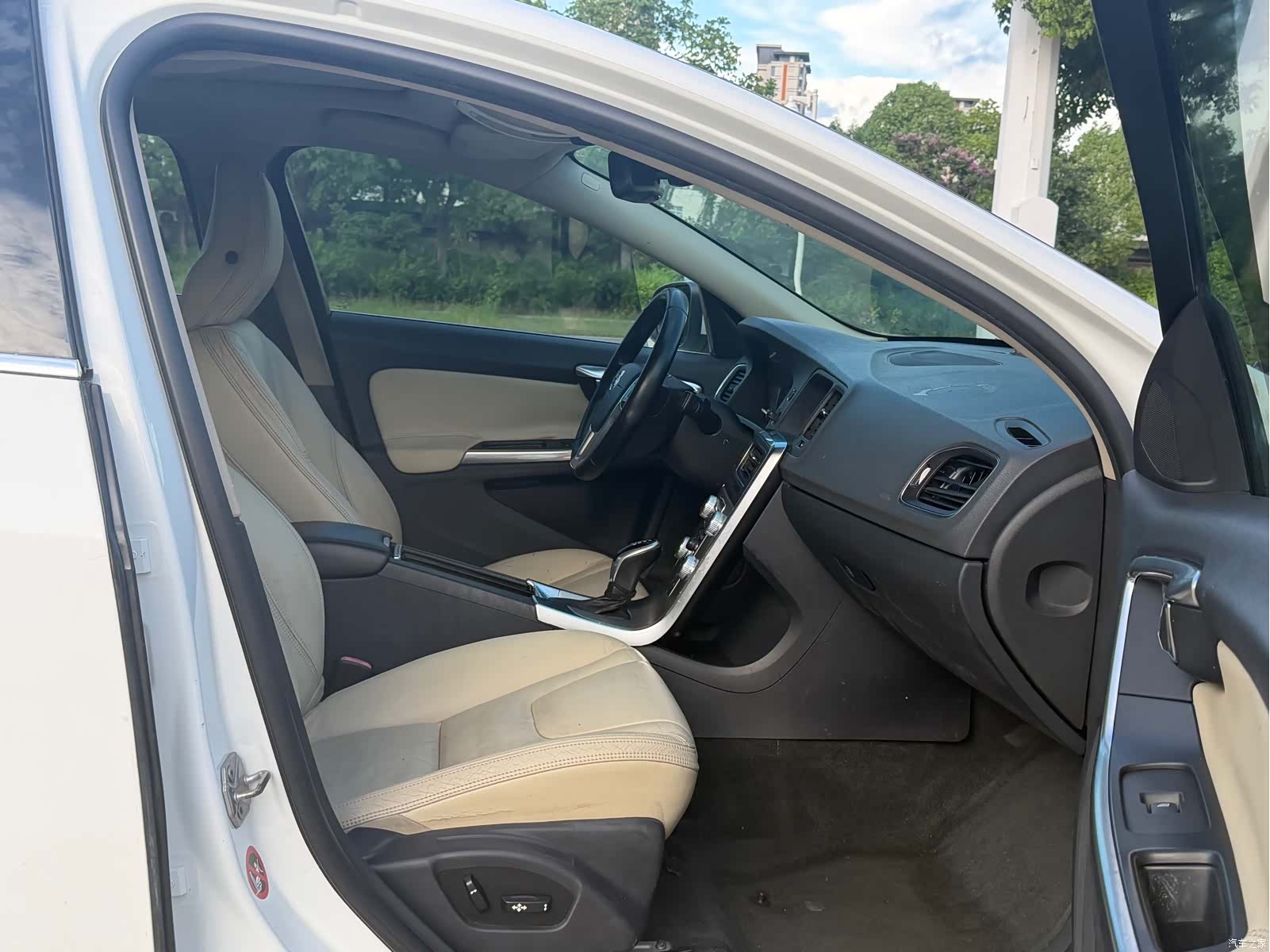 Volvo S60, 2014 18