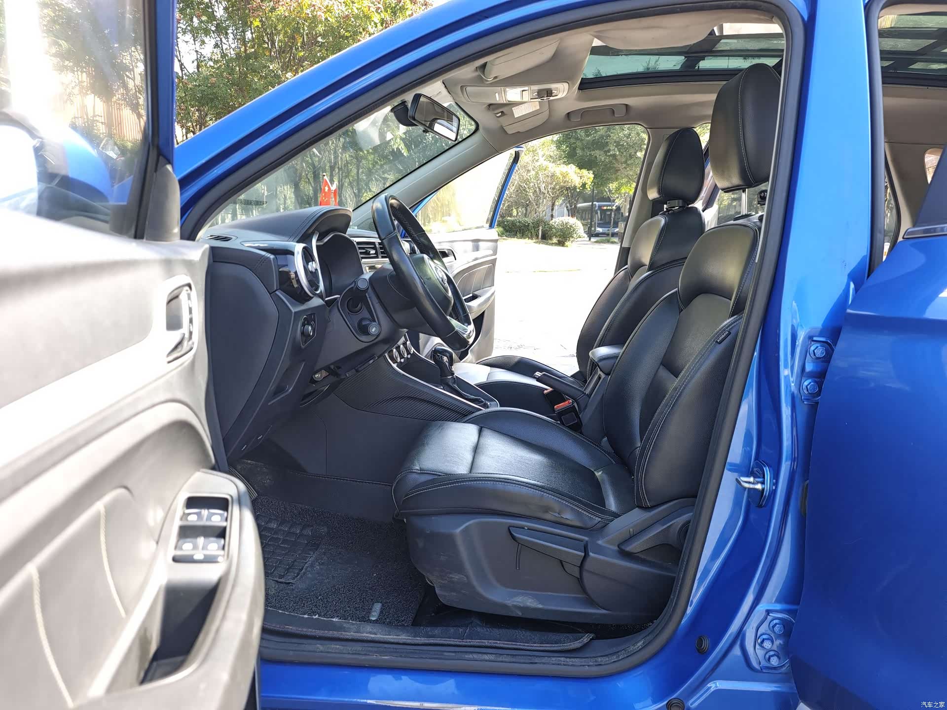 MG ZS, 2017 12