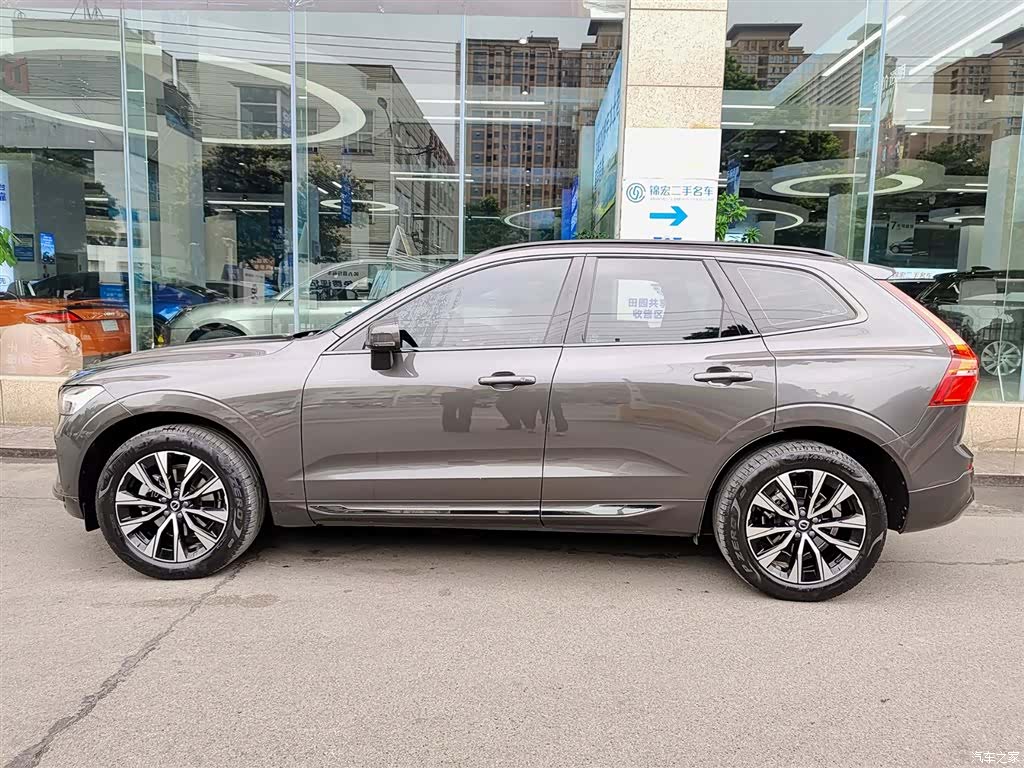 Volvo XC60, 2024 3
