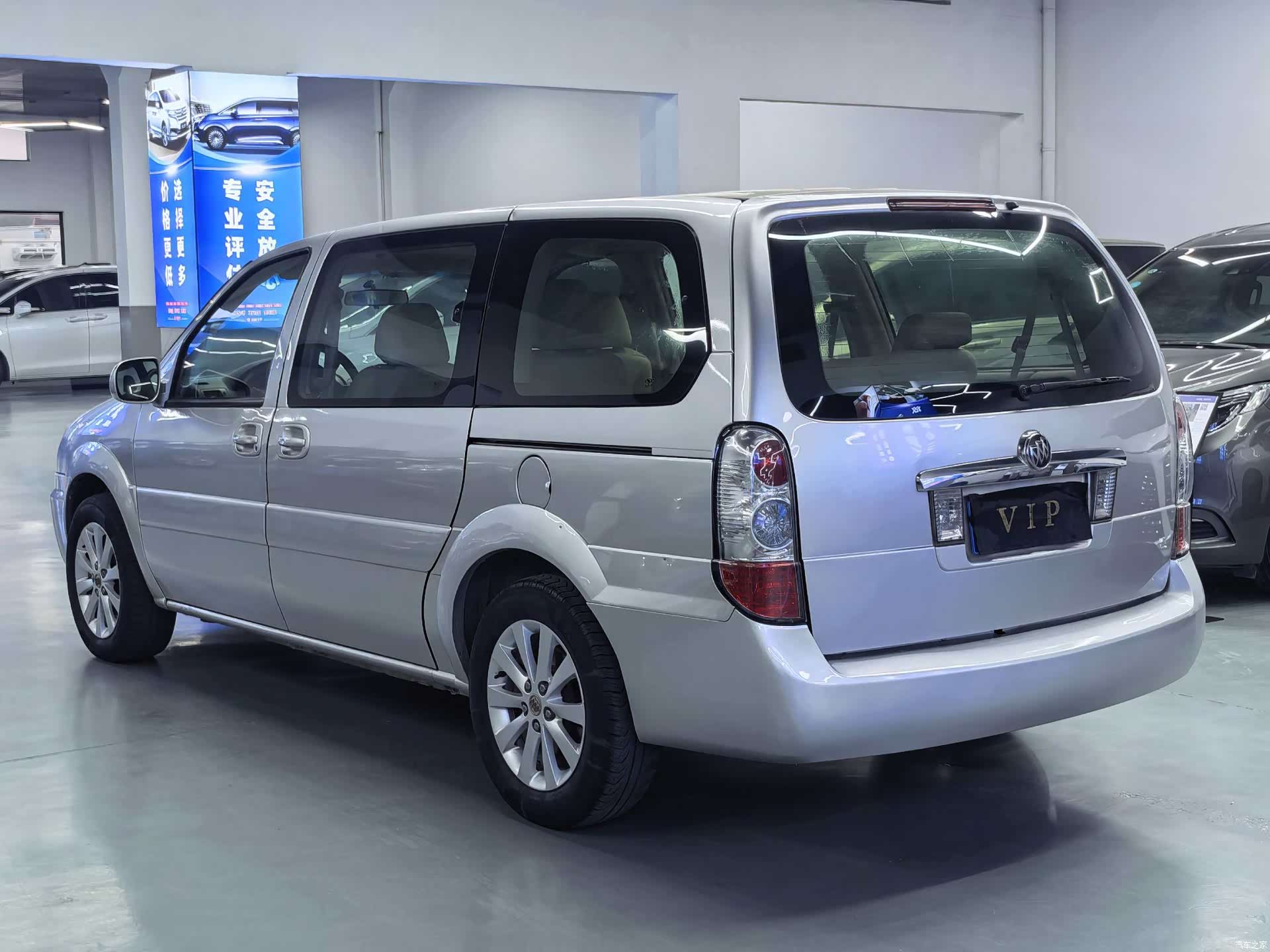 Buick GL8, 2014 16
