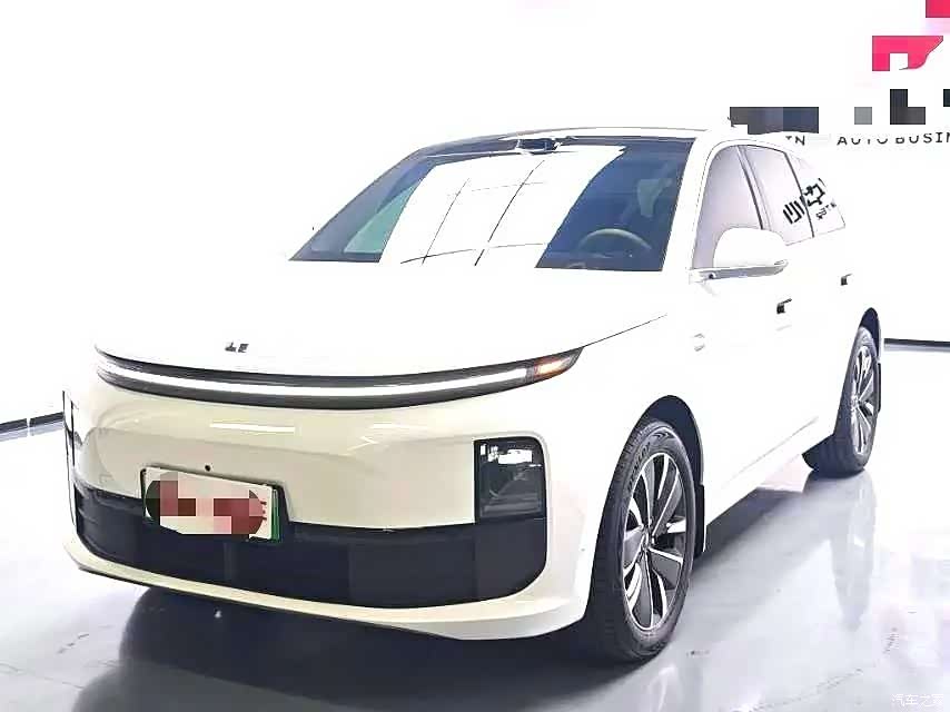 Li Auto L6, 2025 1