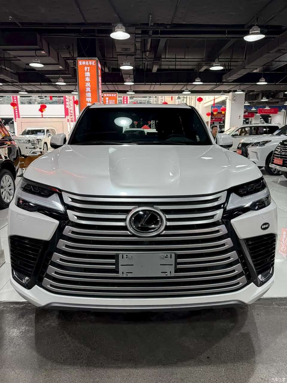 Lexus LX, 2024 2