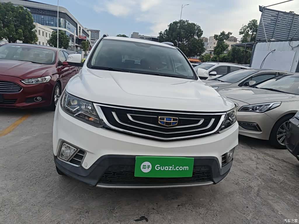 Geely X6, 2017 3