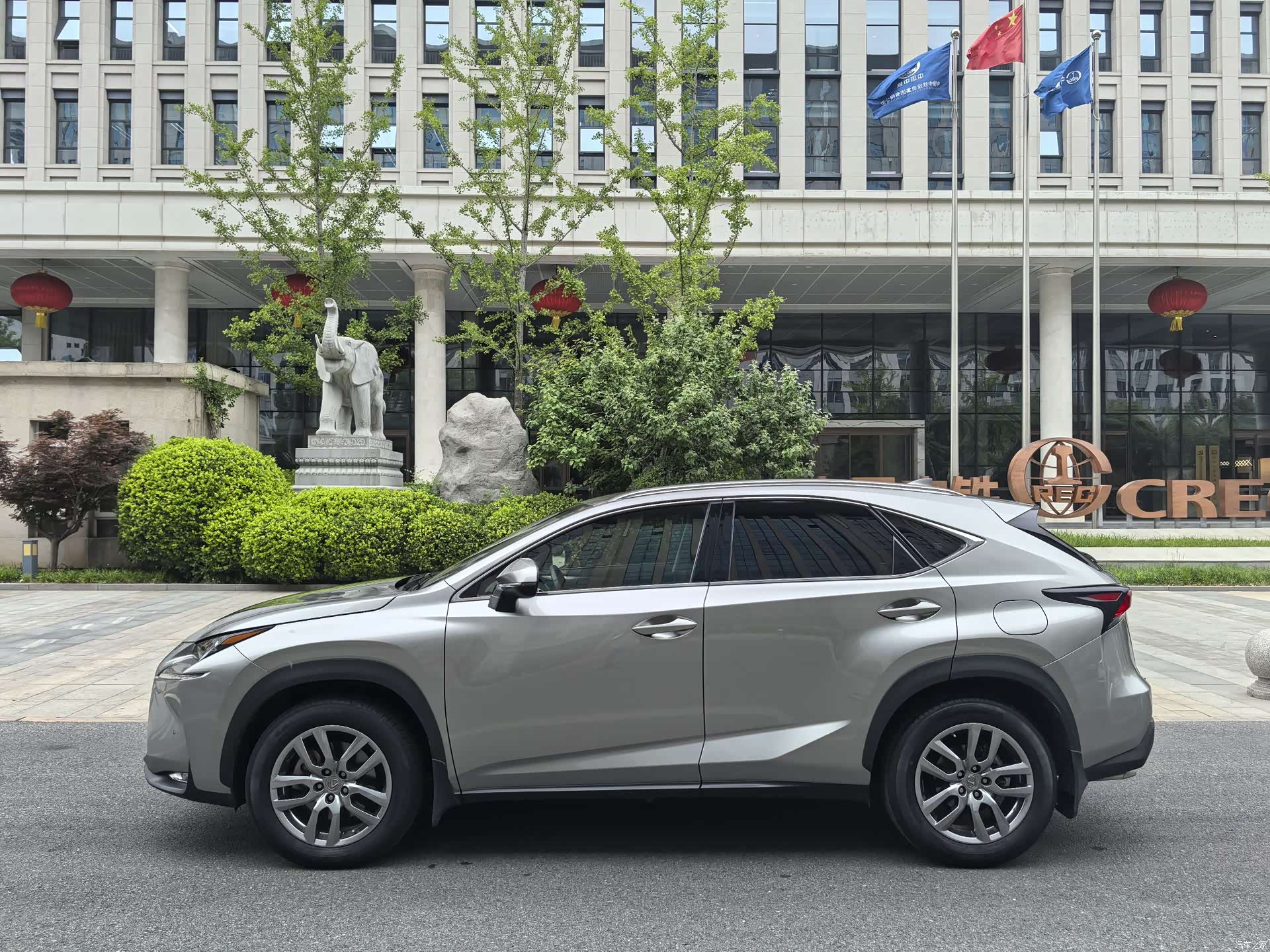 Lexus NX, 2017 2