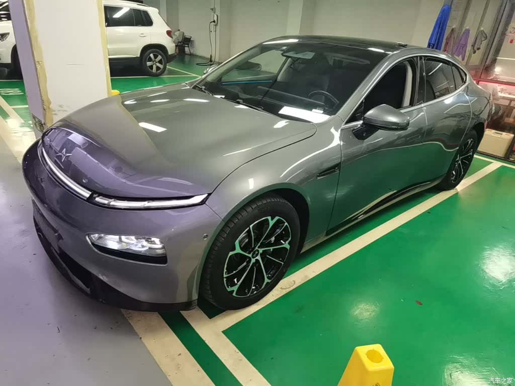 Xpeng P7, 2022 1