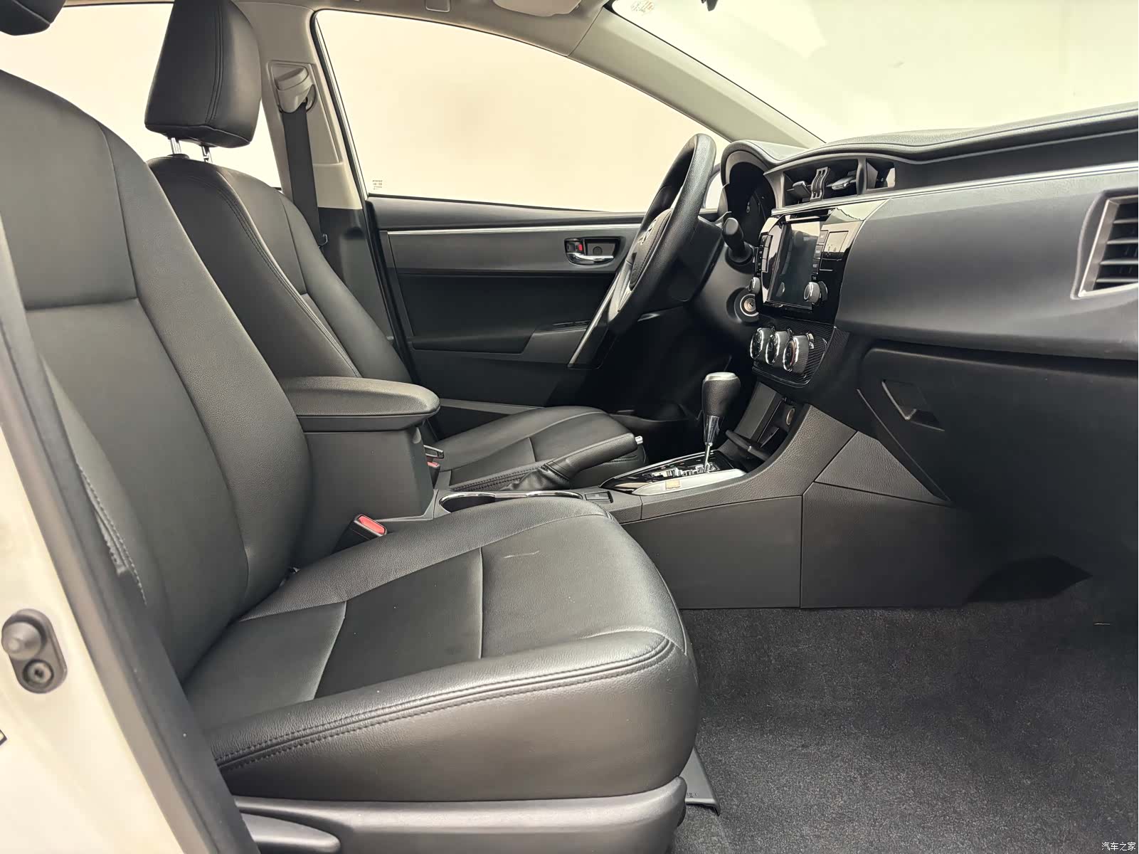 Toyota Corolla, 2017 10