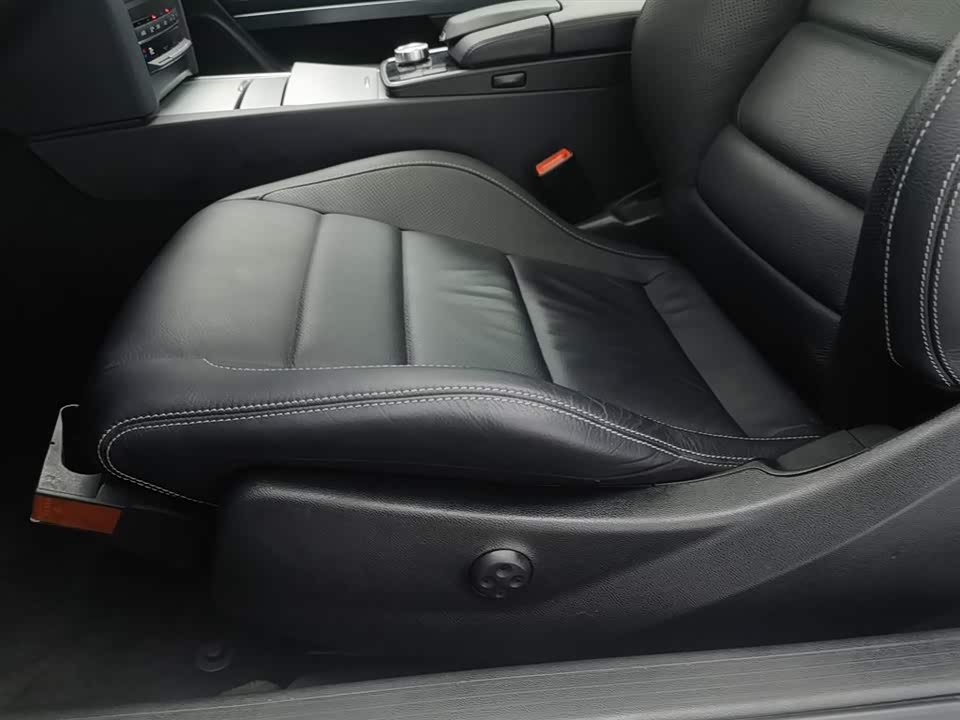 Mercedes-Benz E-class Mercedes-Benz E-class