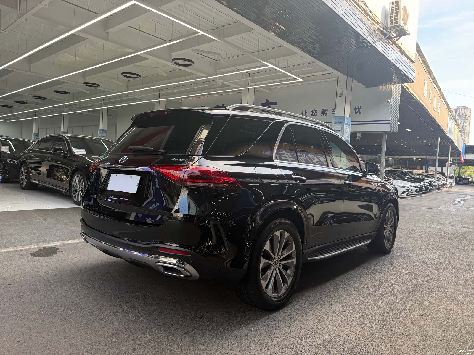 Mercedes-Benz GLE, 2023 22