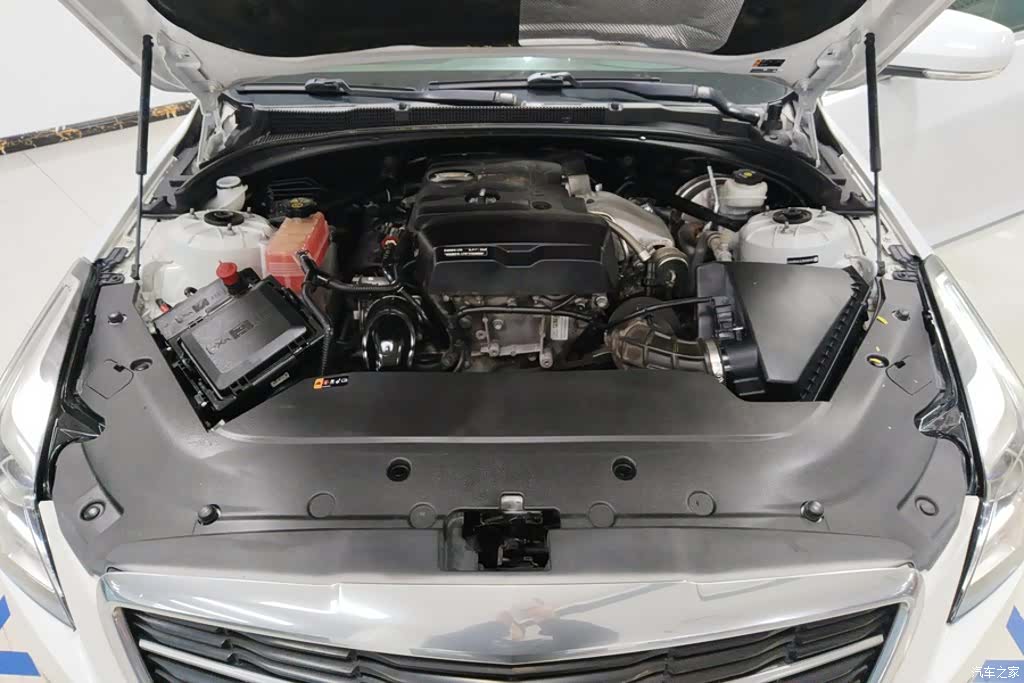 Cadillac ATS-L, 2018 10