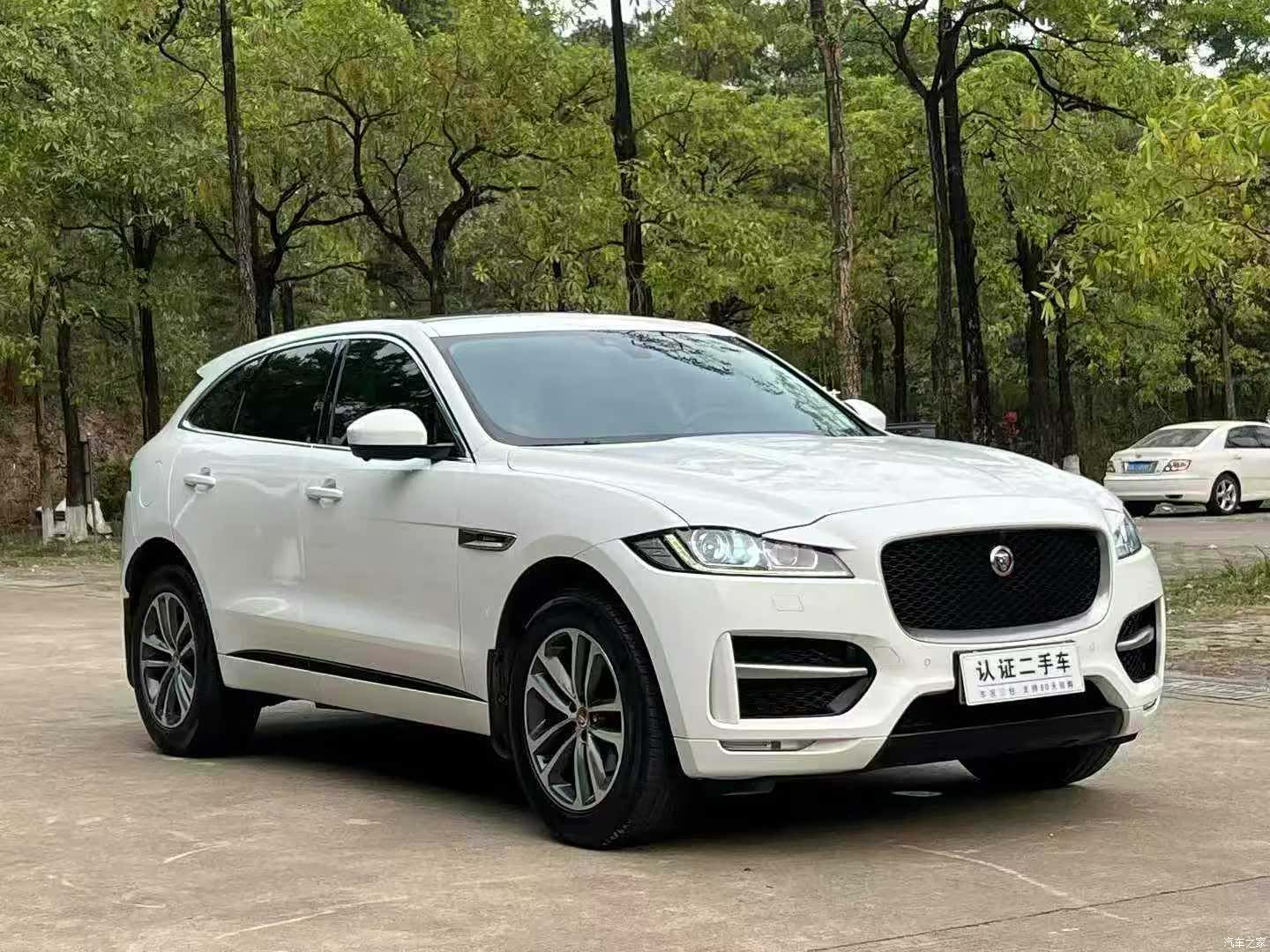 Jaguar F-PACE, 2017 3