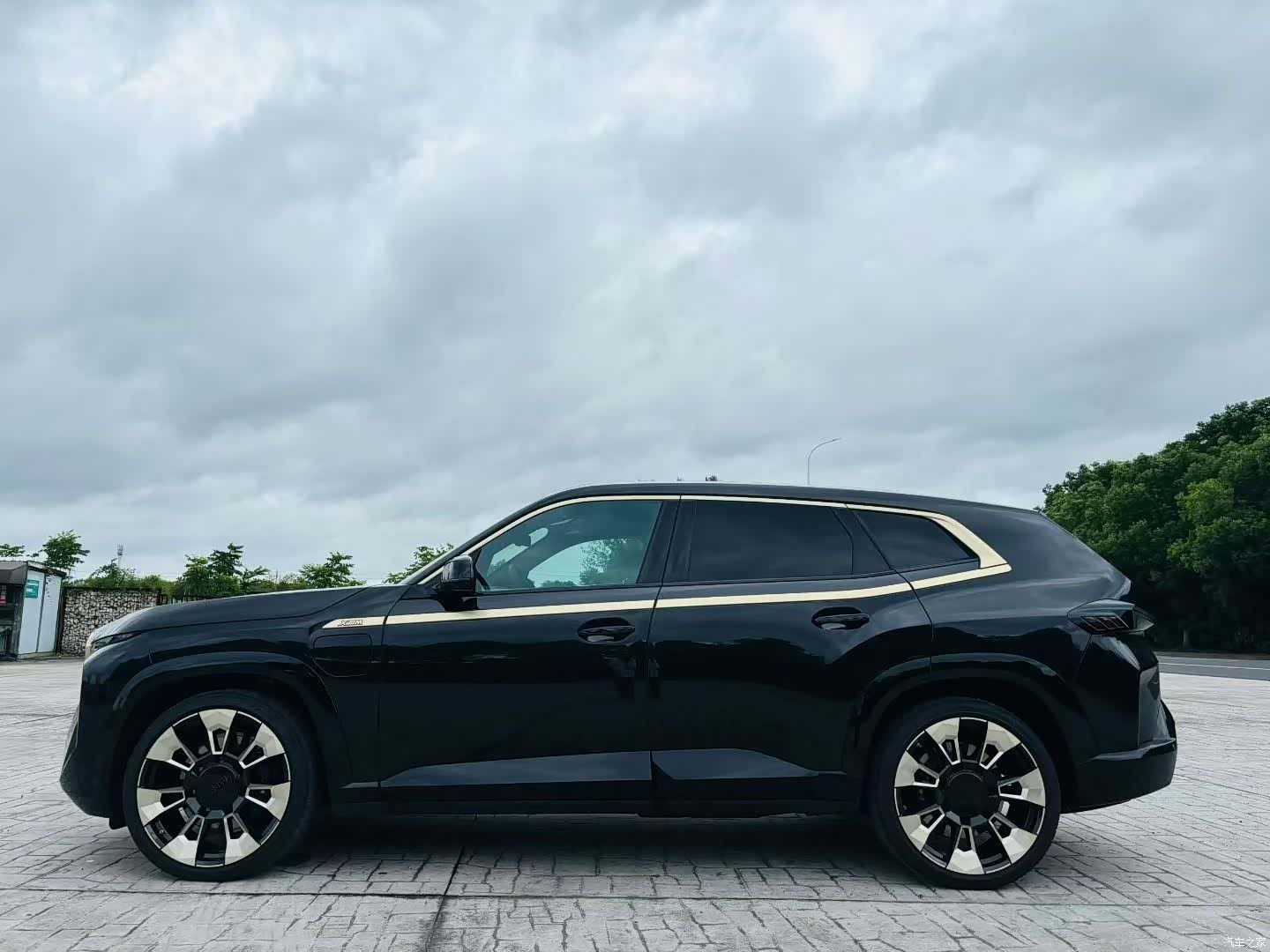 BMW XM, 2024 4