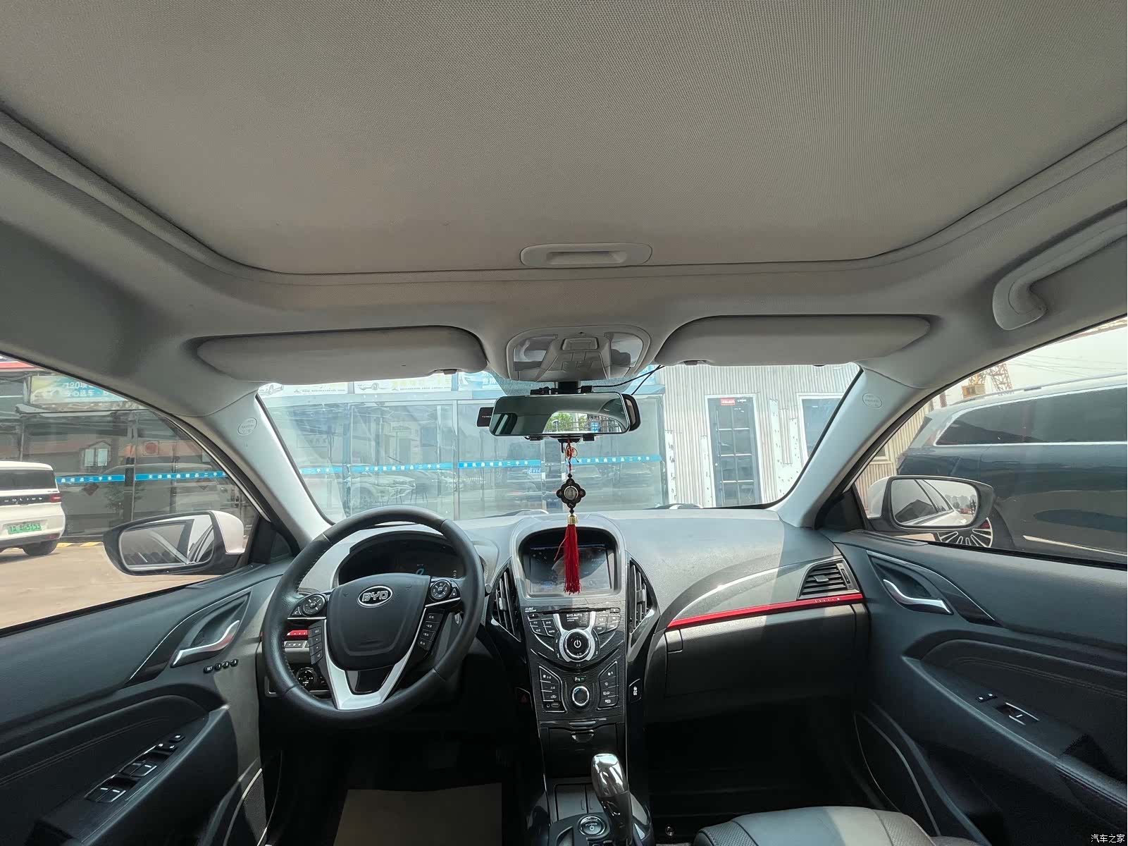 BYD Qin, 2015 10