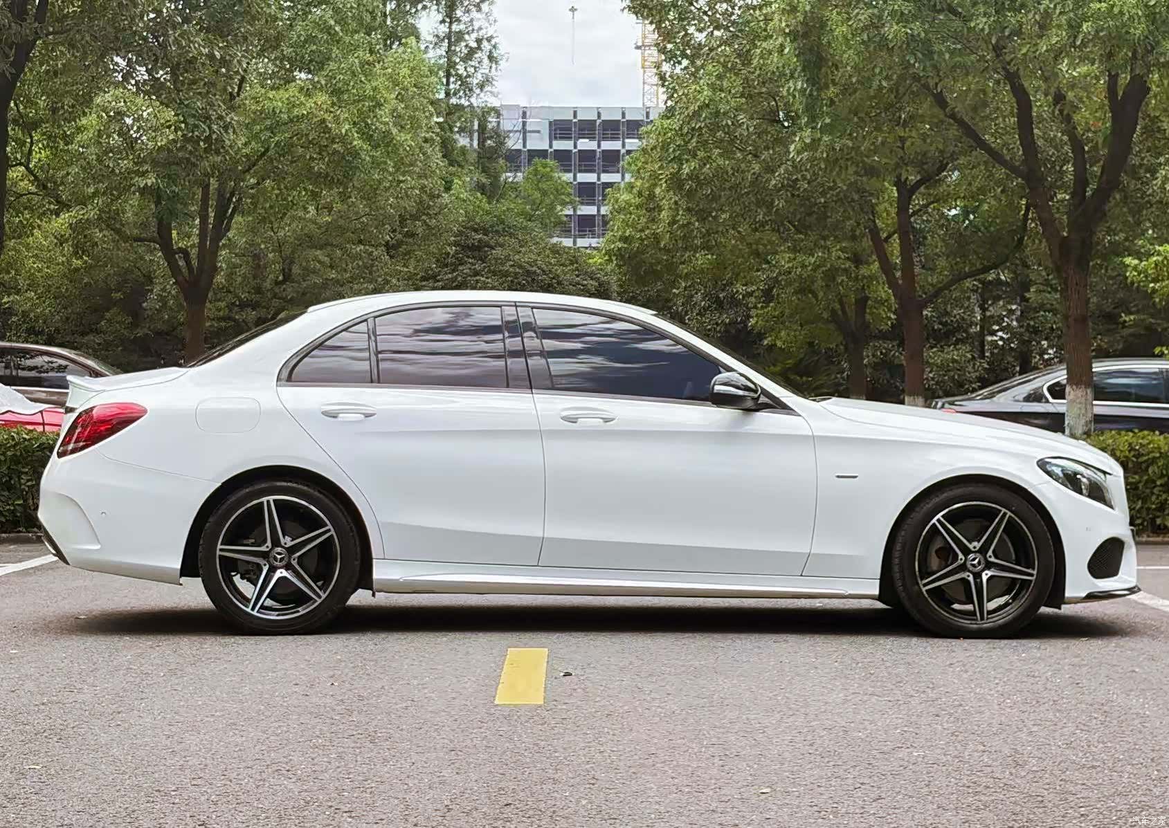 Mercedes-Benz C-Class, 2018 4