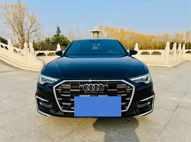 Audi A6L 2021 — купить из Китая под заказ