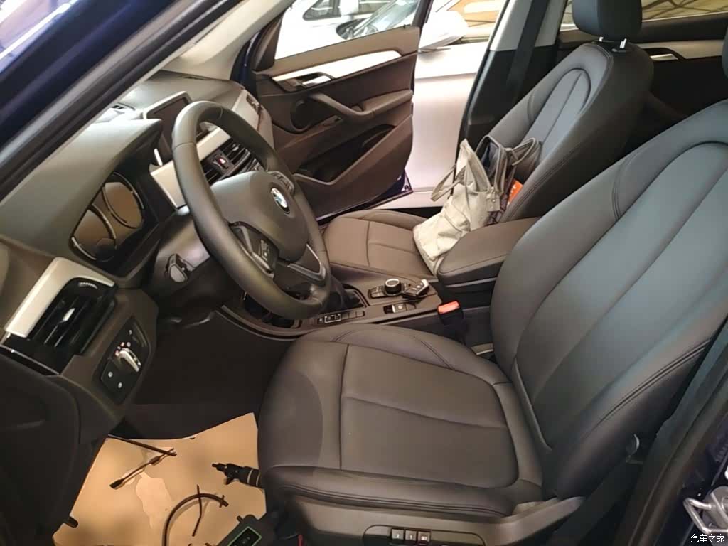 BMW X1, 2019 15