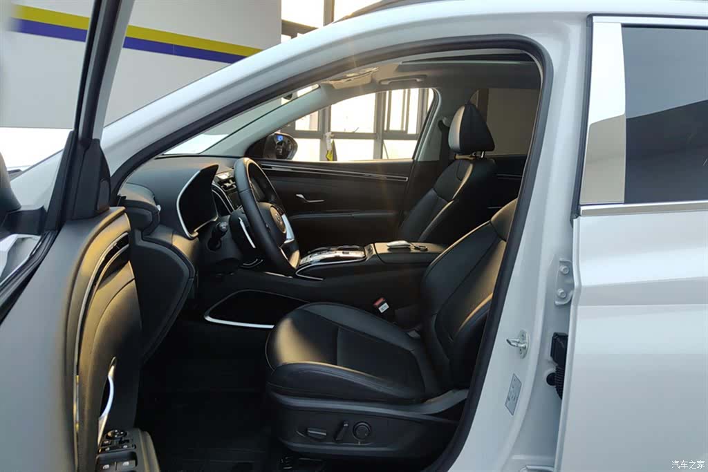 Hyundai Tucson L, 2024 9