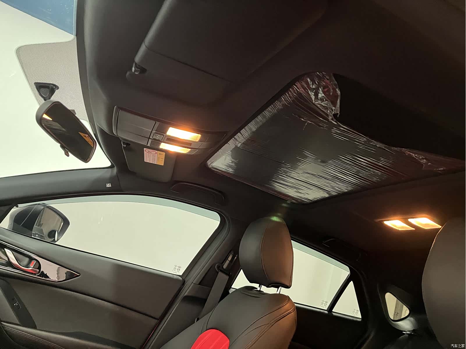 Mazda CX-4, 2023 13