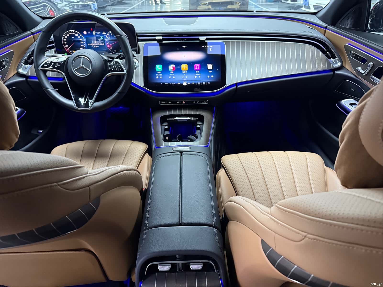 Mercedes-Benz E-Class, 2024 8