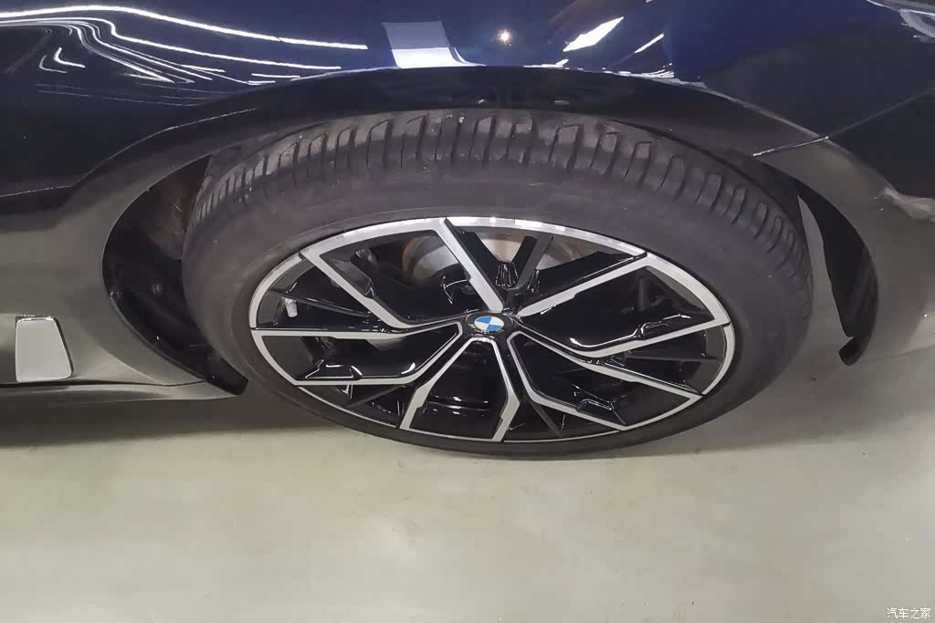 BMW 5 Series, 2022 6