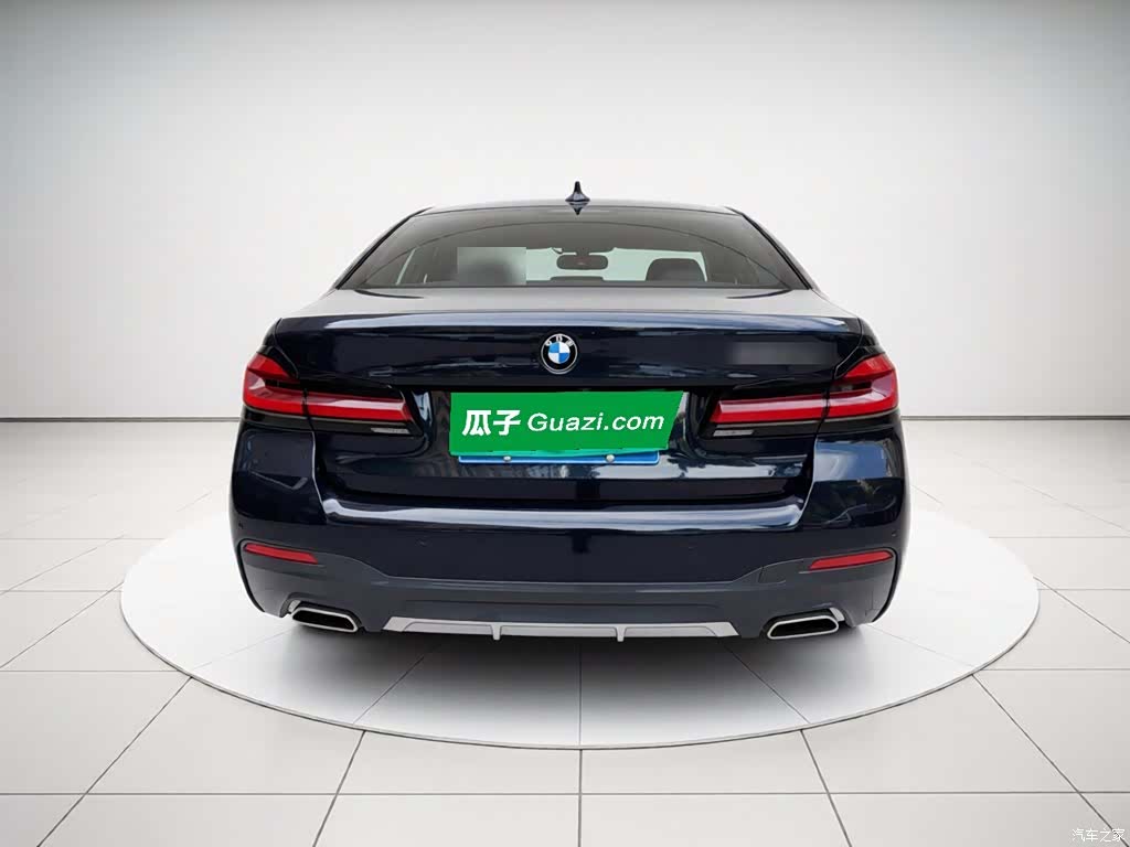 BMW 5 Series, 2022 все фото