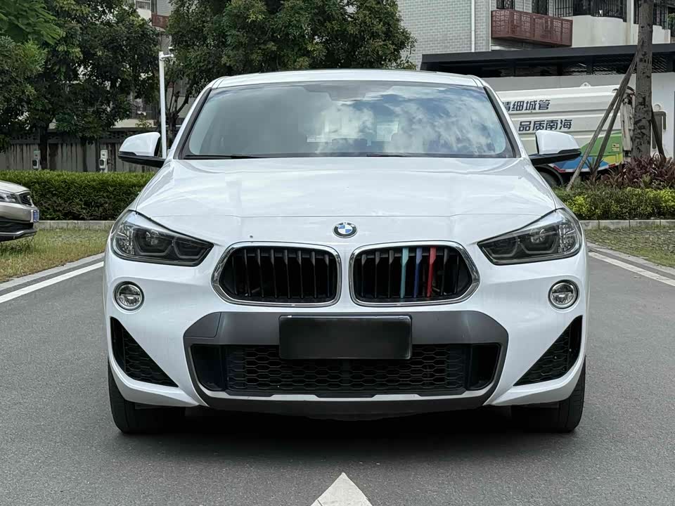 BMW X2