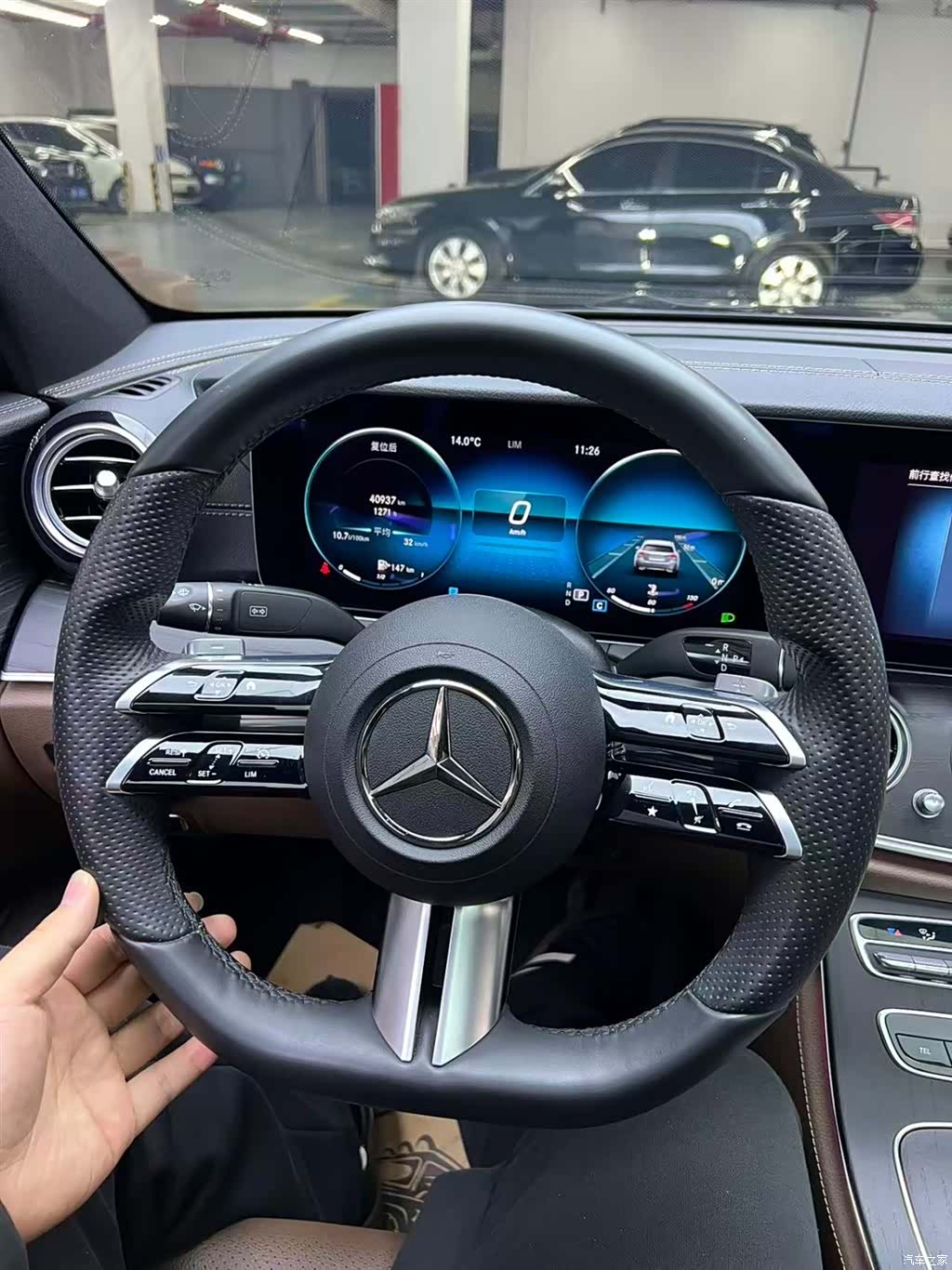 Mercedes-Benz E-Class, 2022 15