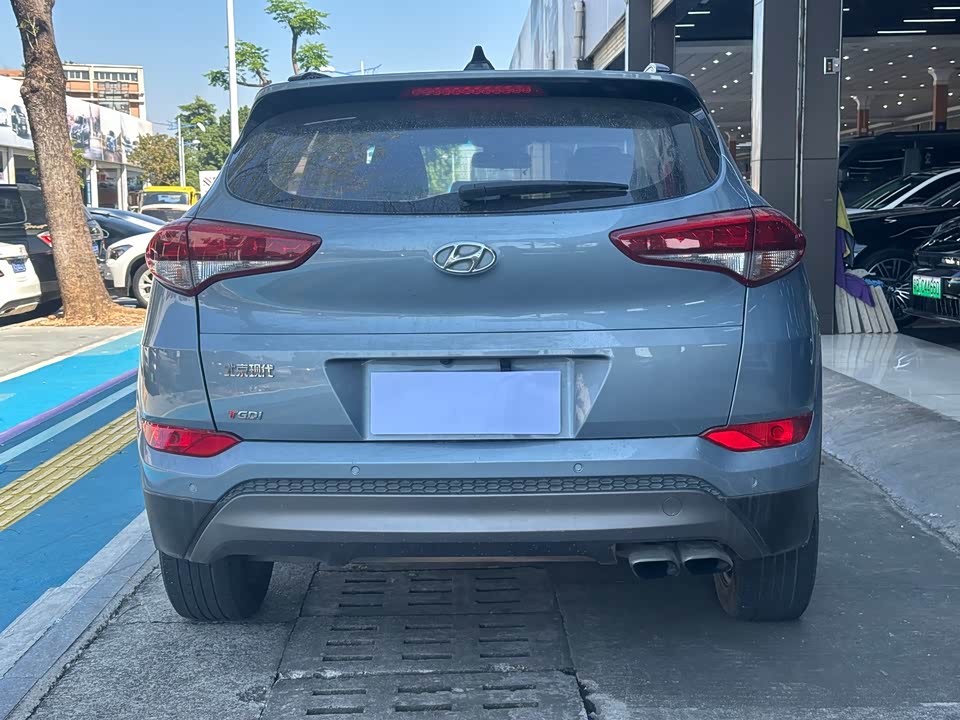 Hyundai Tucson