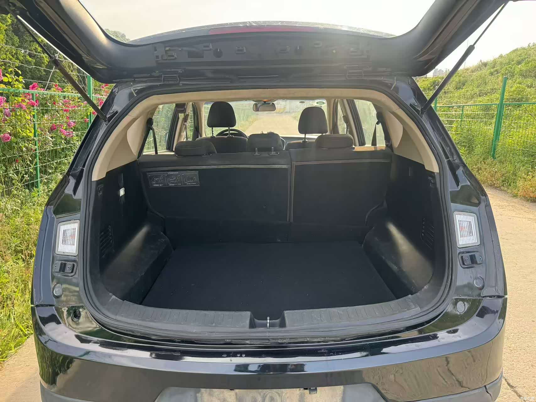 Wuling 560, 2016 14