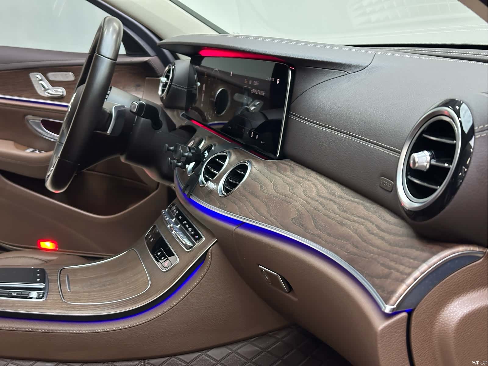 Mercedes-Benz E-Class, 2021 13