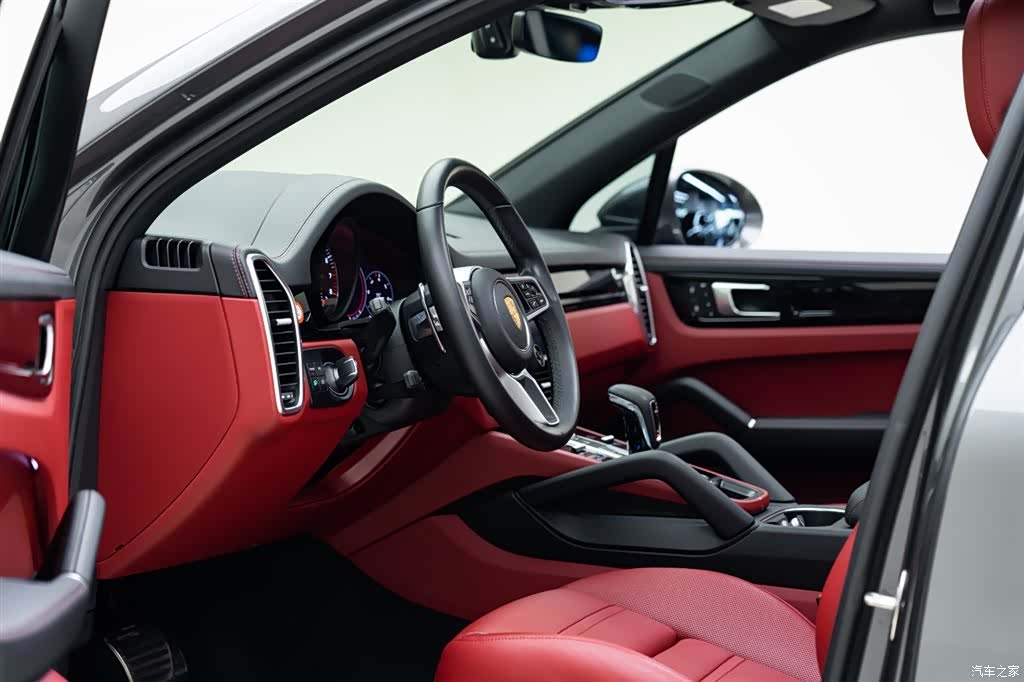 Porsche Cayenne, 2022 11
