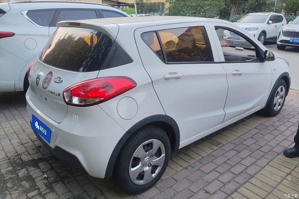 Wuling 310, 2017 3