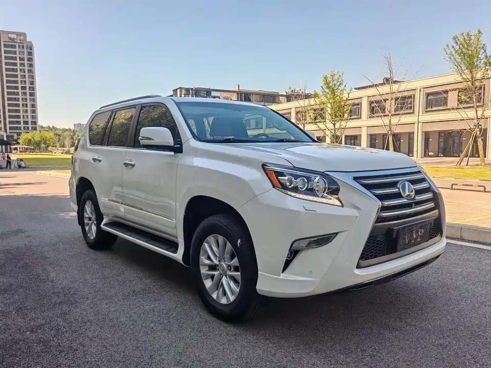 Lexus GX