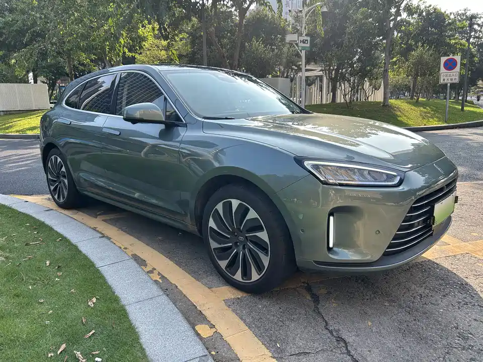 AITO Ask the world M5