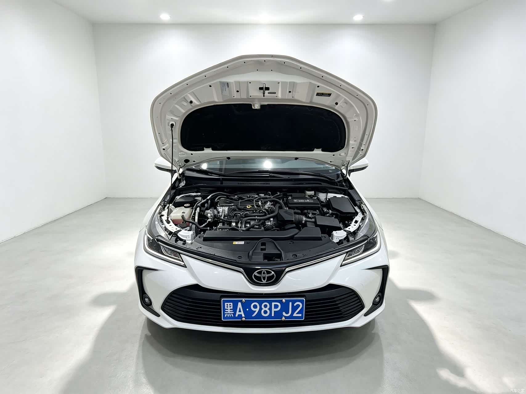 Toyota Corolla, 2022 все фото