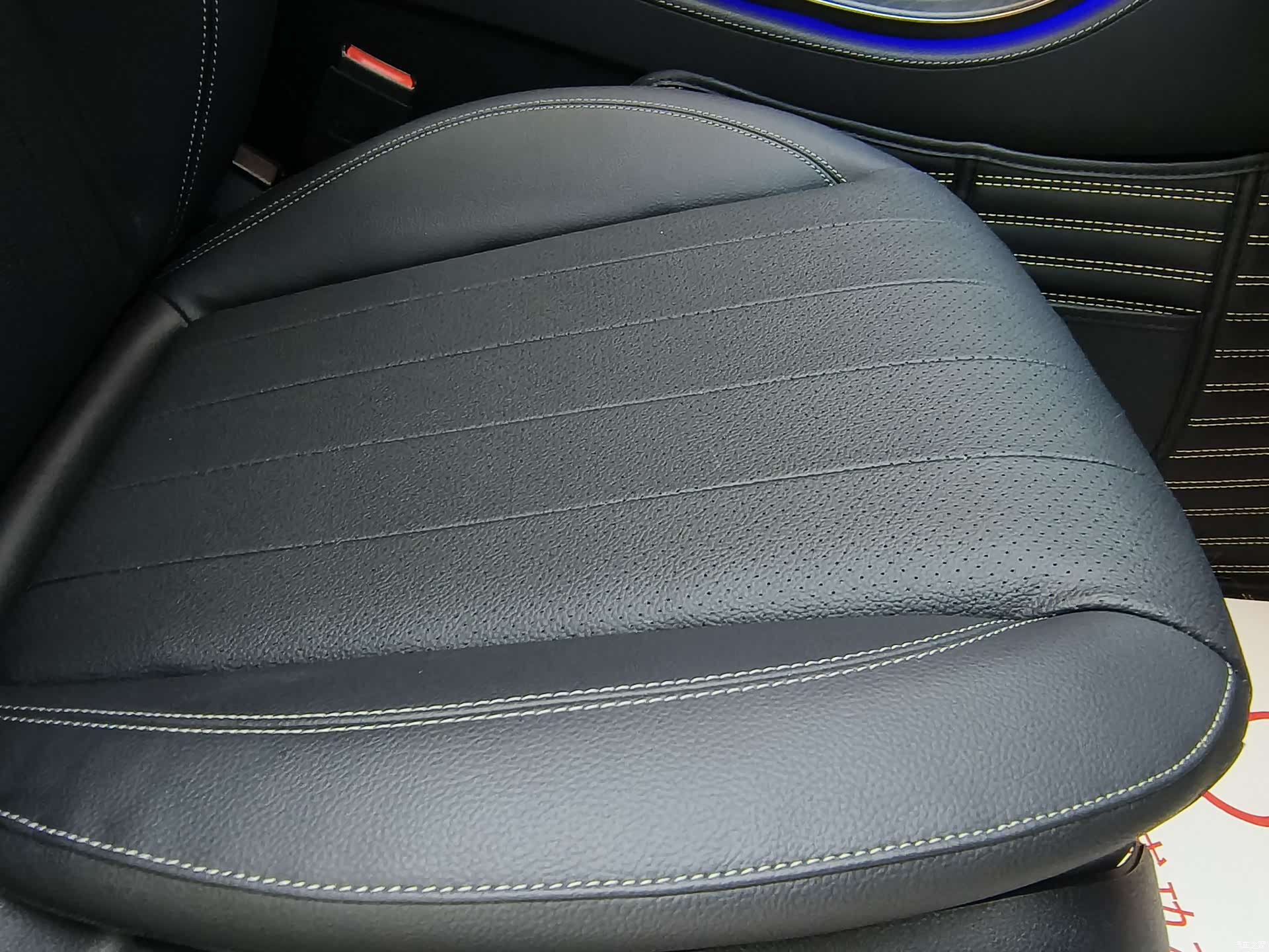 Mercedes-Benz E-Class, 2019 26