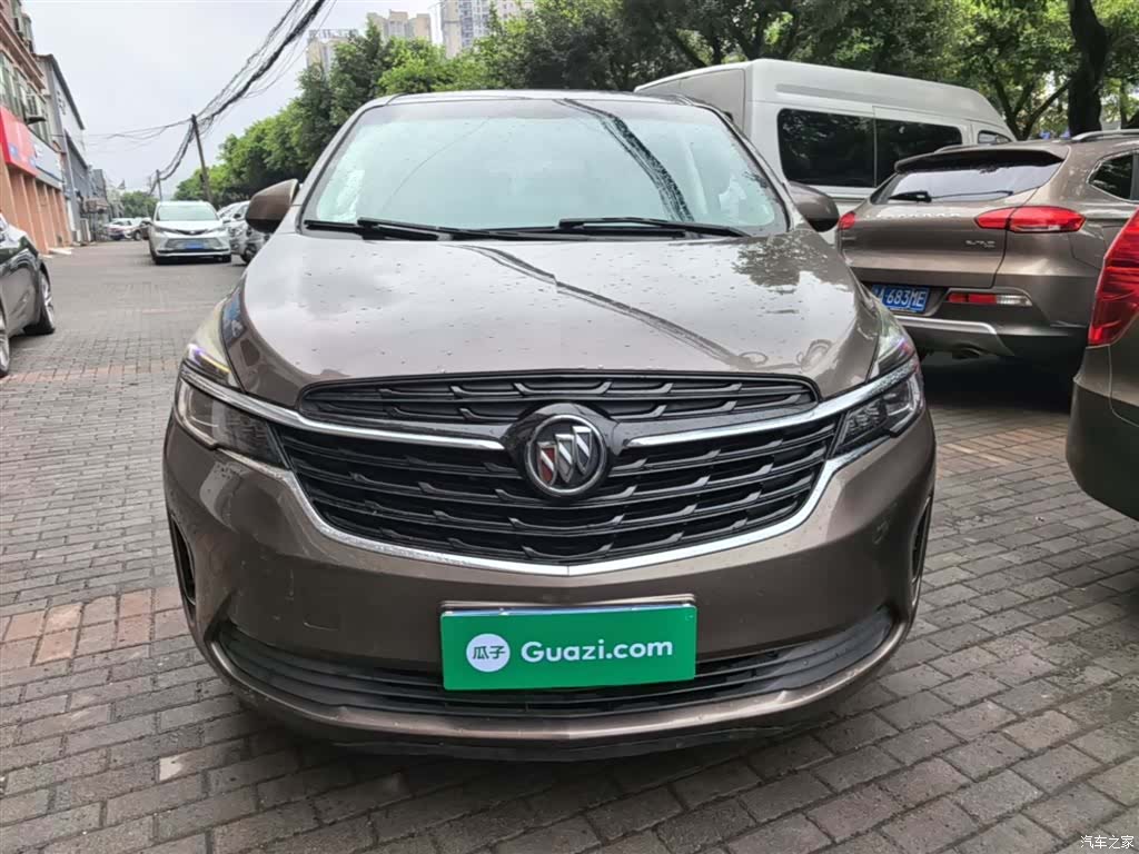 Buick GL8, 2021 3