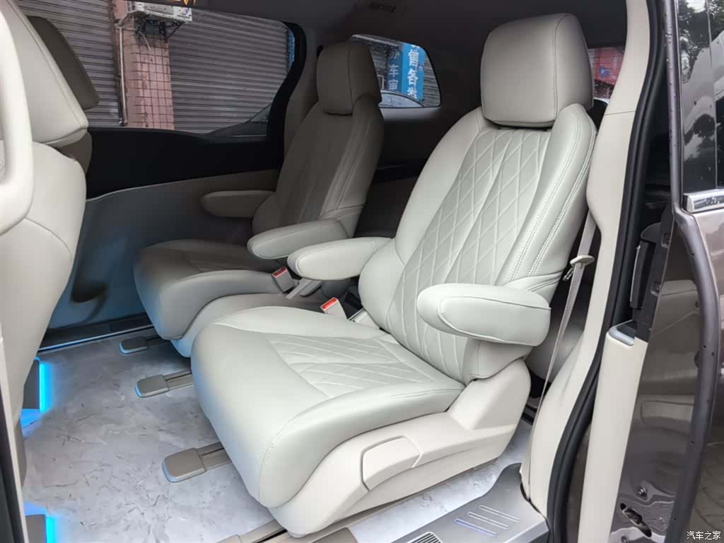 Buick GL8, 2021 17