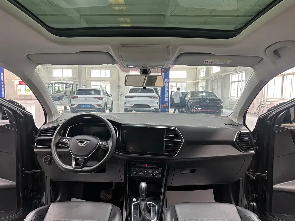 Jetta VS7