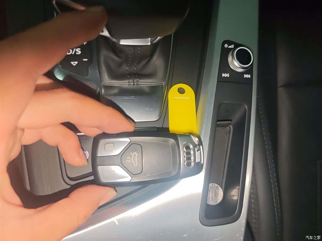 Audi A4L, 2020 9