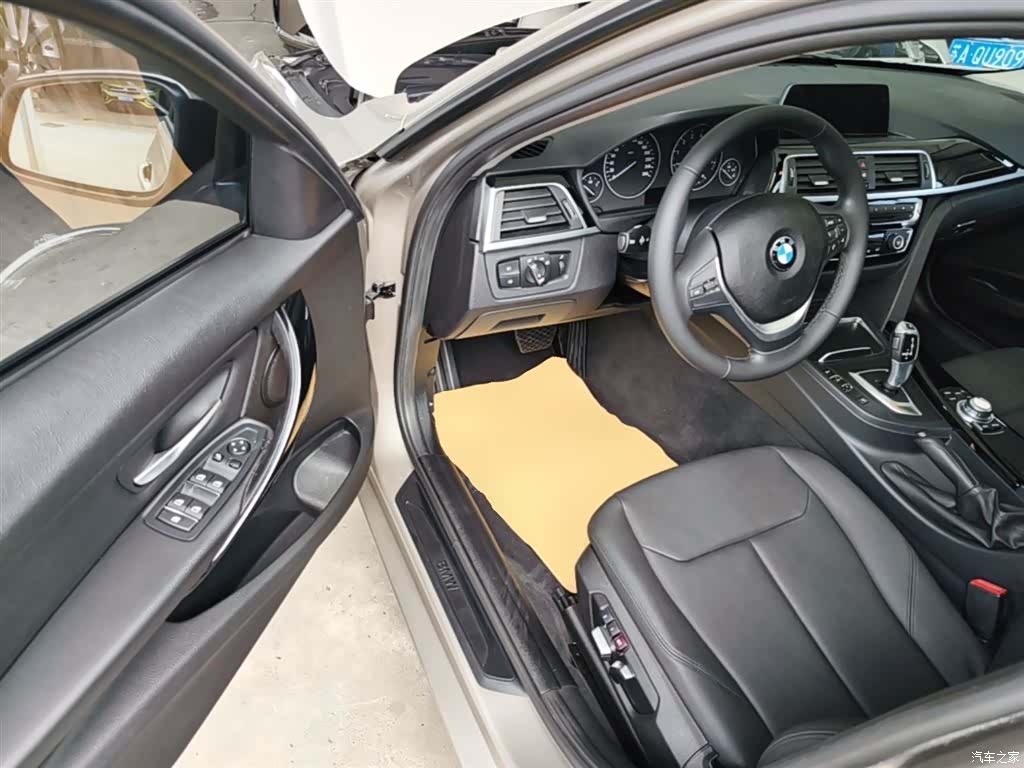 BMW 3 Series, 2016 16