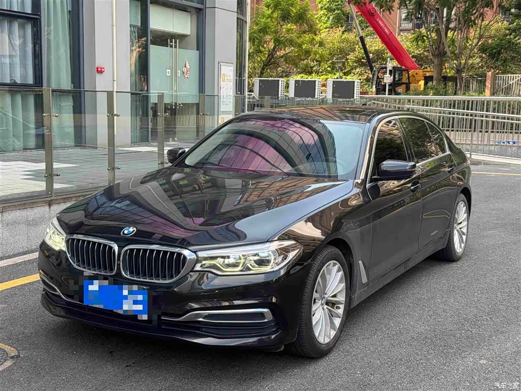 BMW 5 Series, 2020 1