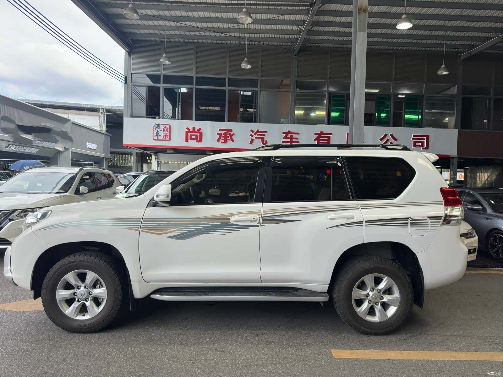 Toyota Prado, 2013 3