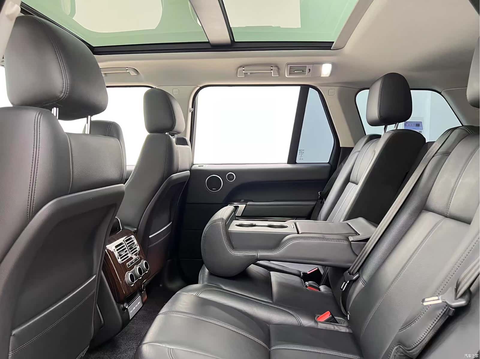 Land Rover Range Rover, 2018 17