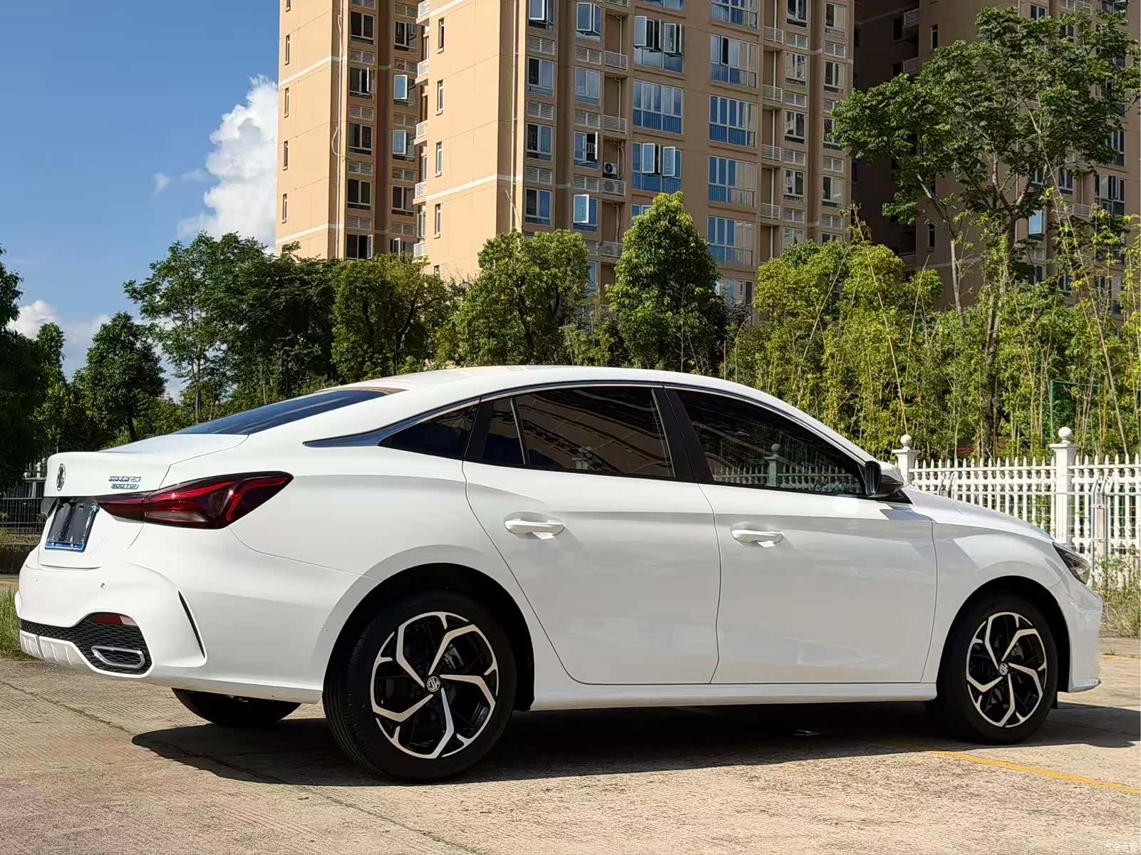 MG MG5, 2024 15