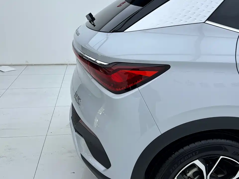 BYD Yuan PLUS